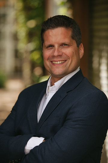Chris Petersen headshot